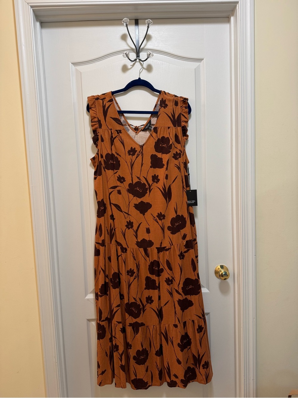 Vera Wang Rust Orange Floral Midi Dress